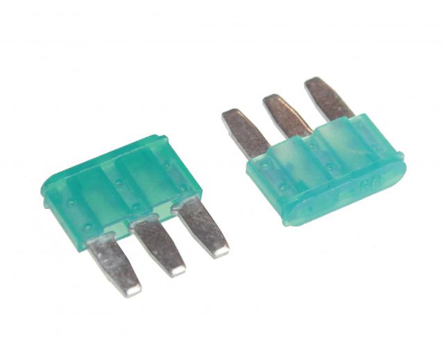 904926 Предохранитель MICRO3 15А (14,3x4,2мм,h18,2) APF-106